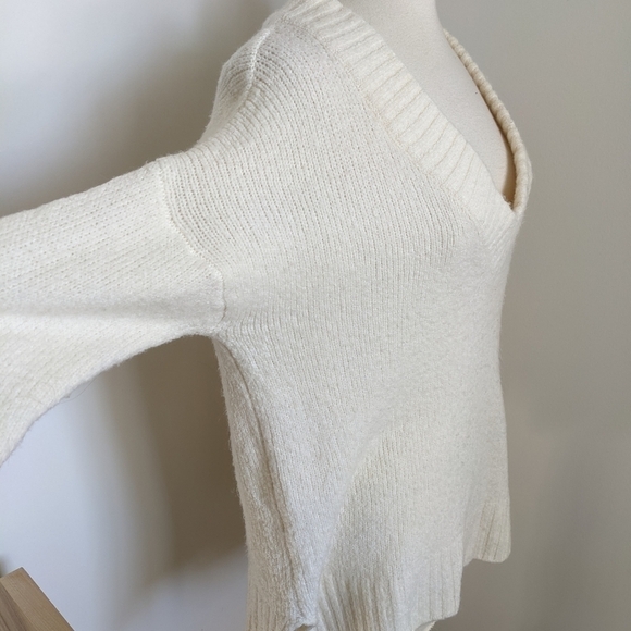BRAVE Soul London Y2K Oversized Low V Neck Cream Sweater M - Picture 8 of 14